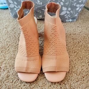 Impo tan high heels size 9.5